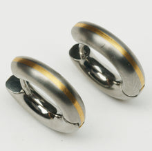 Lade das Bild in den Galerie-Viewer, Kreolen TITAN PUR allergiefrei