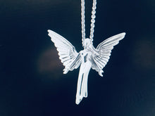 Lade das Bild in den Galerie-Viewer, Schutzengel mit Kette